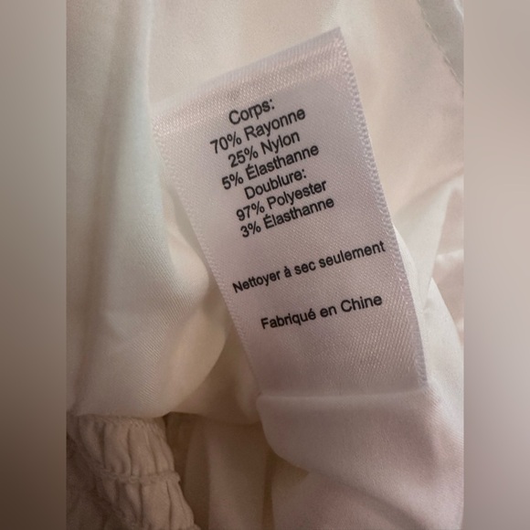 New Women’s ASTR the Label White Ruched Crop Top, size Medium - Picture 6 of 8